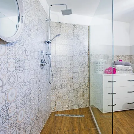 Le Volte Πανσιόν